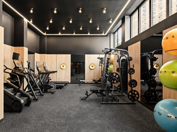 100 Sullivan Place image 15 of 21