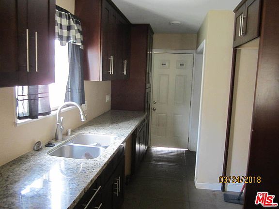 5th image of 1216 W 26th St
