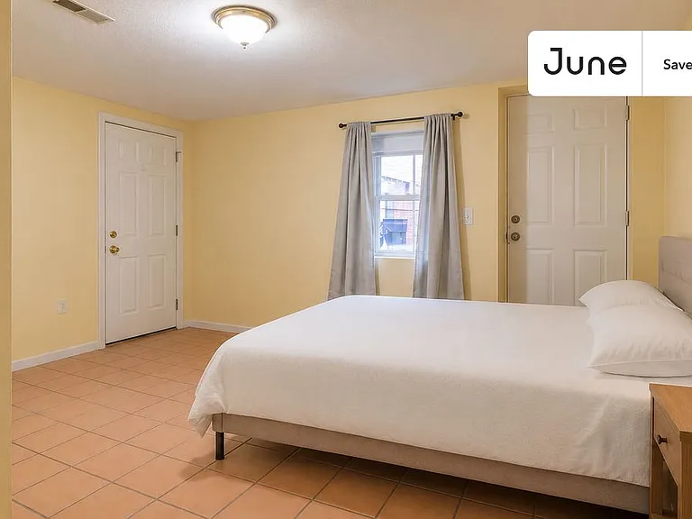 277 Paris St — Photo 19