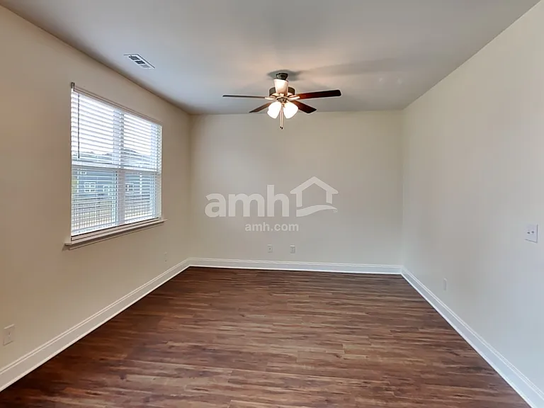 3910 Dignity Ct — Photo 6