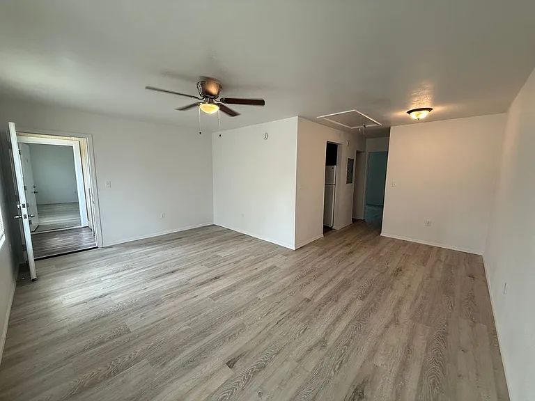 1043 Monet Dr — Photo 10