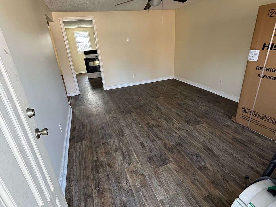 1st image of 713 W King St #709