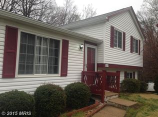 8319 White Star Ct, Springfield, VA 22153