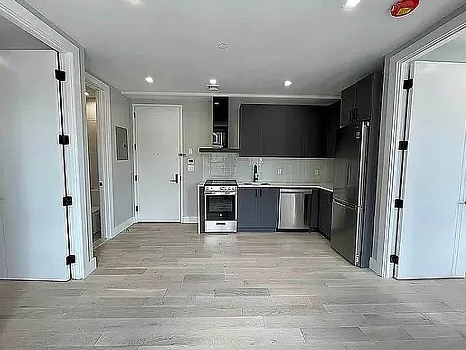 1st image of 505 Grand St APT 3A