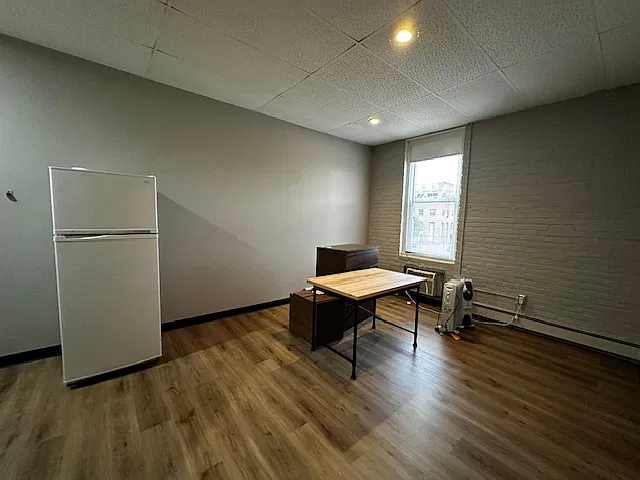 1 bed, 600 sqft, $995 — Photo 4