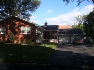 19 Skylark Pl, Clark, NJ 07066