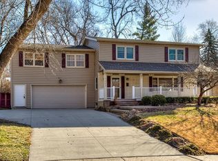 1403 Cummins Pkwy, Des Moines, IA 50311
