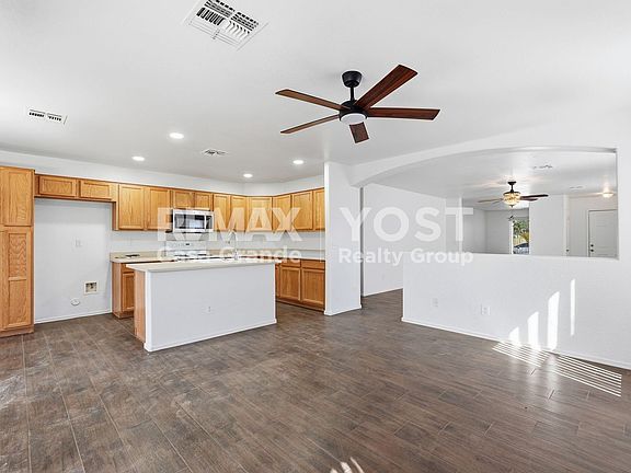 5th image of 1467 E 12th St