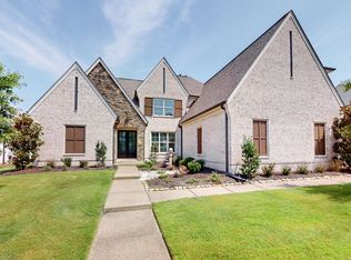4762 Magnolia Park Cir W, Collierville, TN 38017