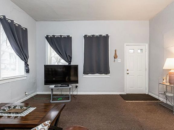 3rd image of 523 E Church St #2