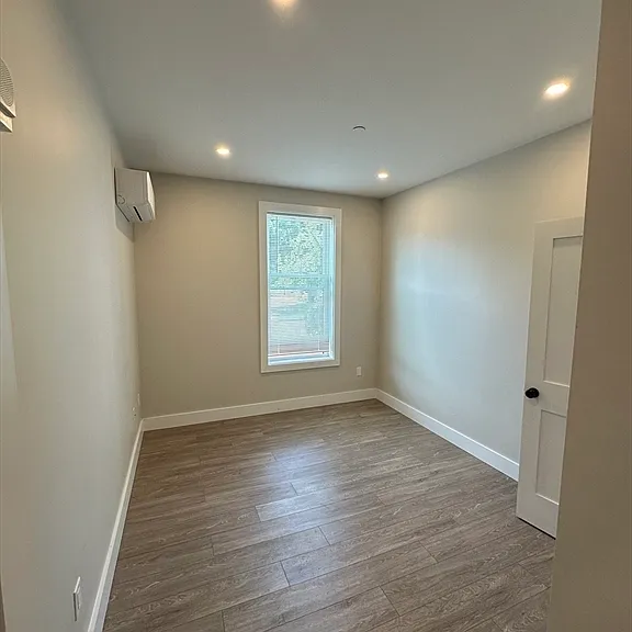 58 River St #6 — Photo 9