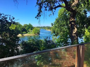 9783 Mira Del Rio Dr, Sacramento, CA 95827