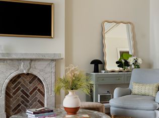 30 Auburn St #1, Charlestown, MA 02129