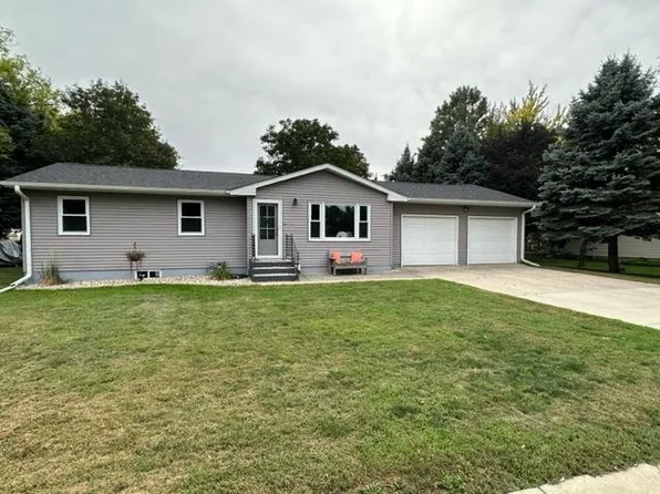 109 Evergreen Ln, Ortonville, MN 56278