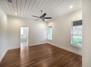 408 N 2nd St, Thorndale, TX 76577