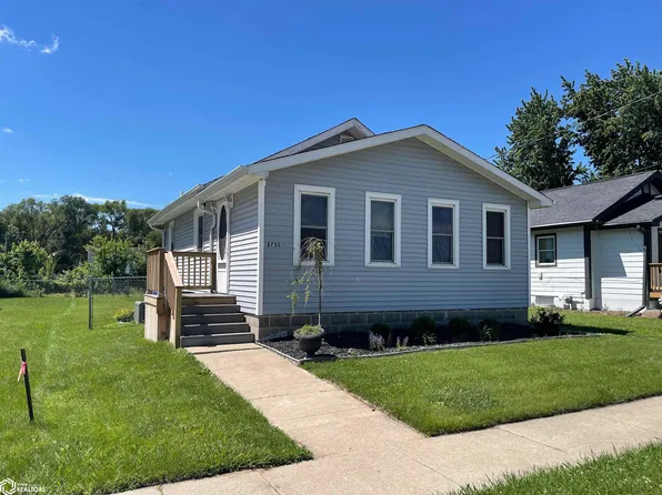 2735 E Elm St, Des Moines, IA 50317
