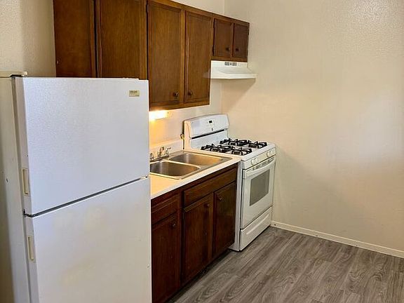 3rd image of 216 General Marshall St NE APT 2