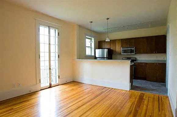 The Biltmore Apartments — Photo 13