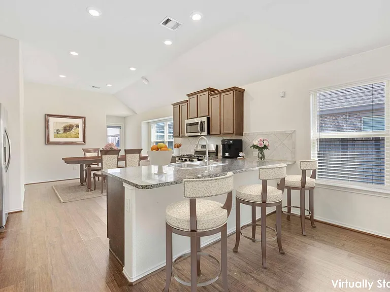 26038 Quiet Field Ct — Photo 4