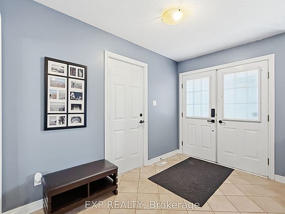 5th image of 638 Wharncliffe Rd S Unit 7