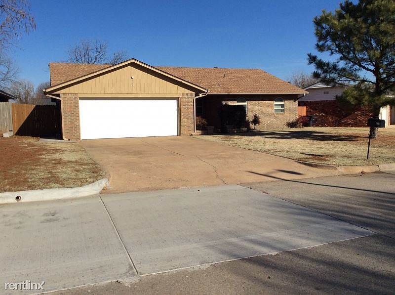1st image of 637 Wood Crest St