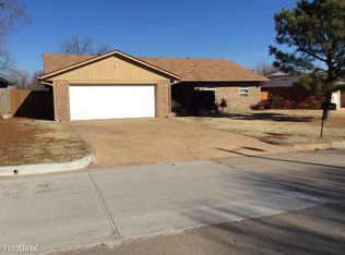 637 Wood Crest St, Moore, OK 73160