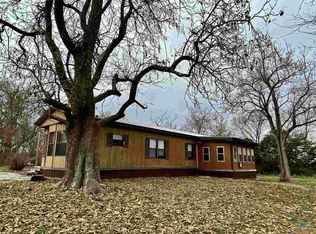 34792 Lickingteller Ave, Warsaw, MO 65355