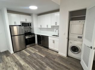 556 3rd Ave APT 2503, New York, NY 10016