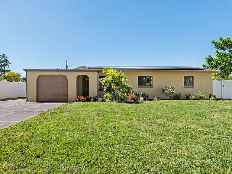 1458 Seabreeze Ln — Photo 11