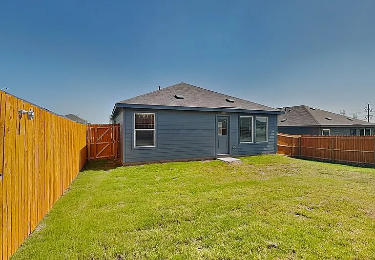 3105 Lynmar Ln — Photo 14