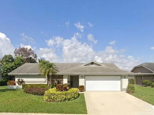 142 PARKWOOD Drive, Royal Palm Beach, FL 33411
