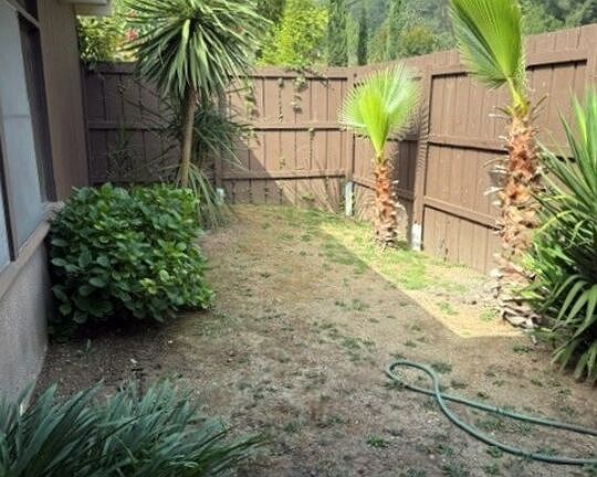 2nd image of 2528 Hutton Dr