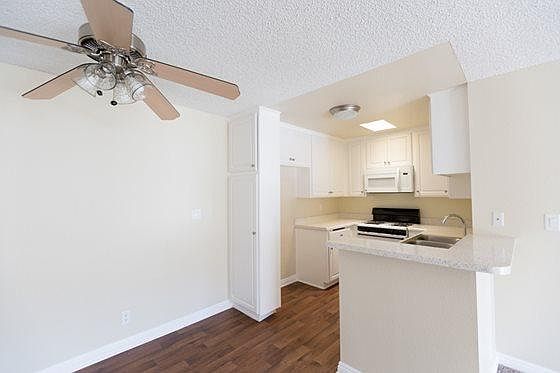 1st image of 7025 Woodley Ave #7ada0d16q