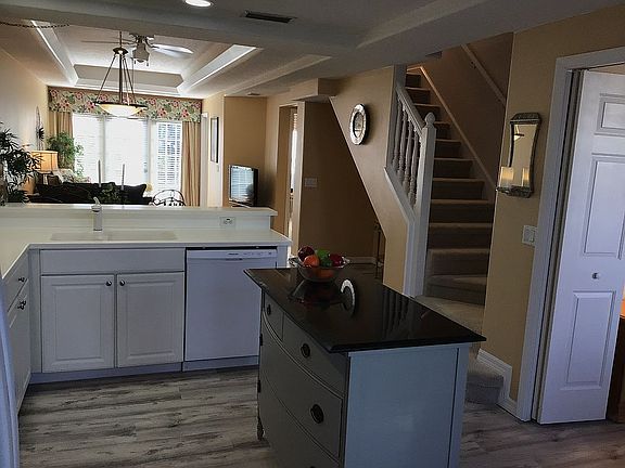 4th image of 100 Palm Harbor Pkwy APT 17