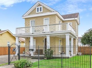 2601 General Pershing St, New Orleans, LA 70115