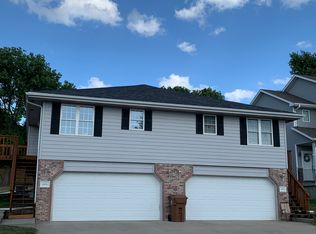 5800 Princess Margaret Dr, Lincoln, NE 68516