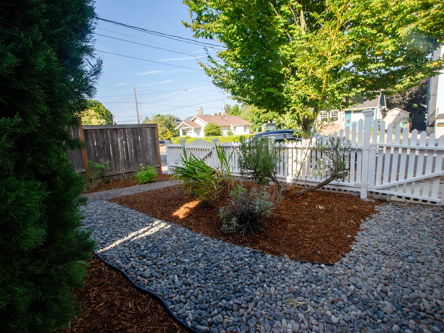 7057 NE 7th Ave — Photo 3