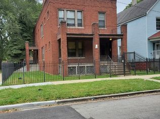 8001 S Manistee Ave #2F, Chicago, IL 60617