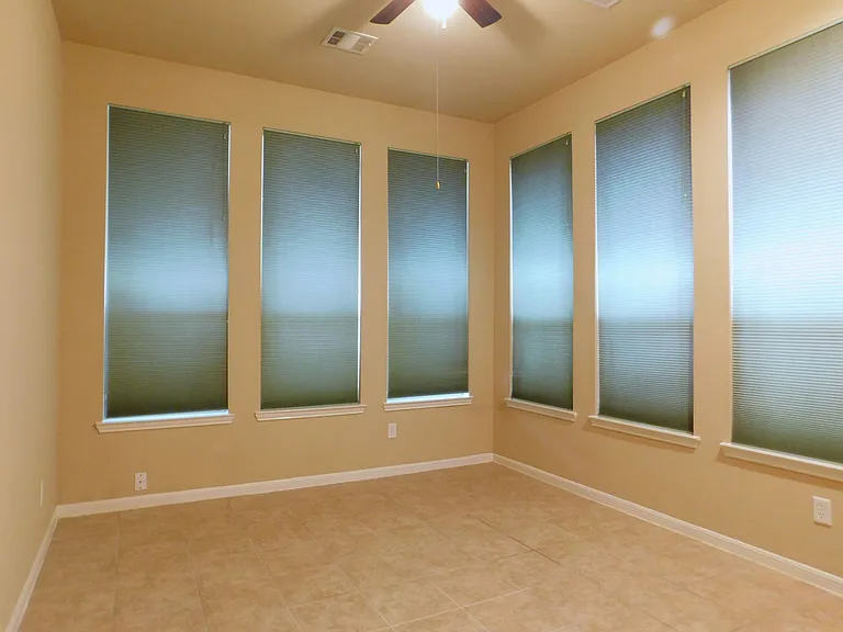108 Red Bluff Dr — Photo 15