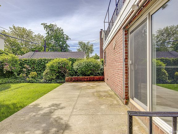 4th image of 75-19 171st Street