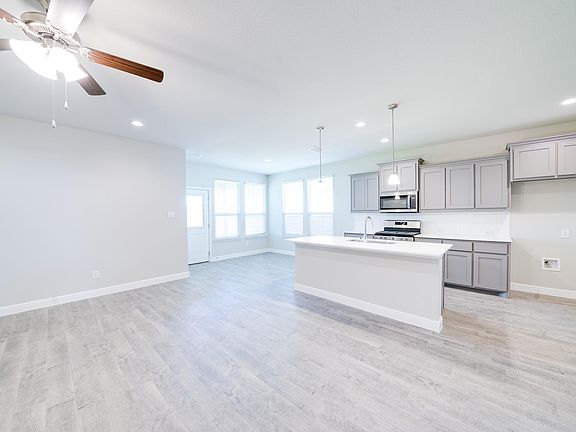 3rd image of 11537 Milltown Dr