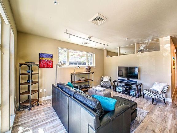 2nd image of 406 S 13th St #101