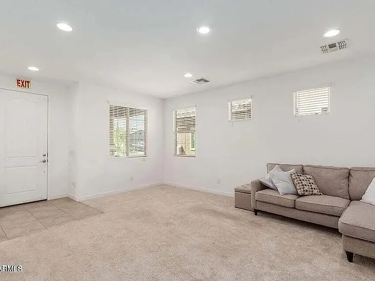 3741 S 64th Dr — Photo 3