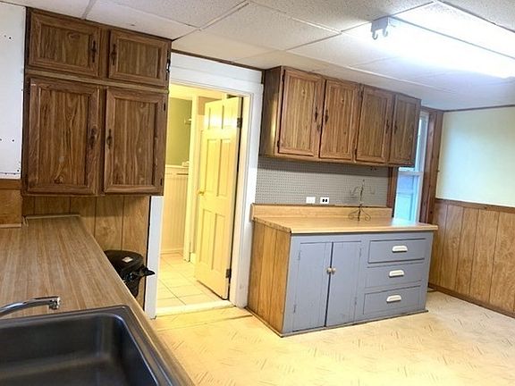 4th image of 37 Holbrook Ave #4