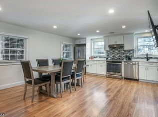 49 Riverside Dr, Denville, NJ 07834