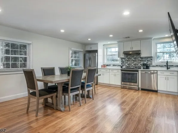 49 Riverside Dr, Denville Twp., NJ 07834