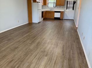 1107 Presley Dr, Cassville, MO 65625