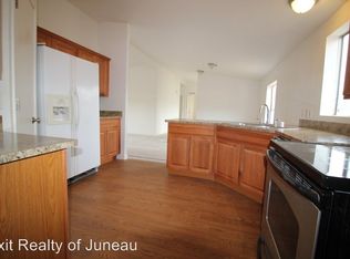 6031 Gull Way, Juneau, AK 99801