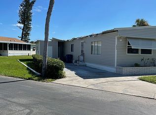 523 Ashwood Dr, Venice, FL 34285