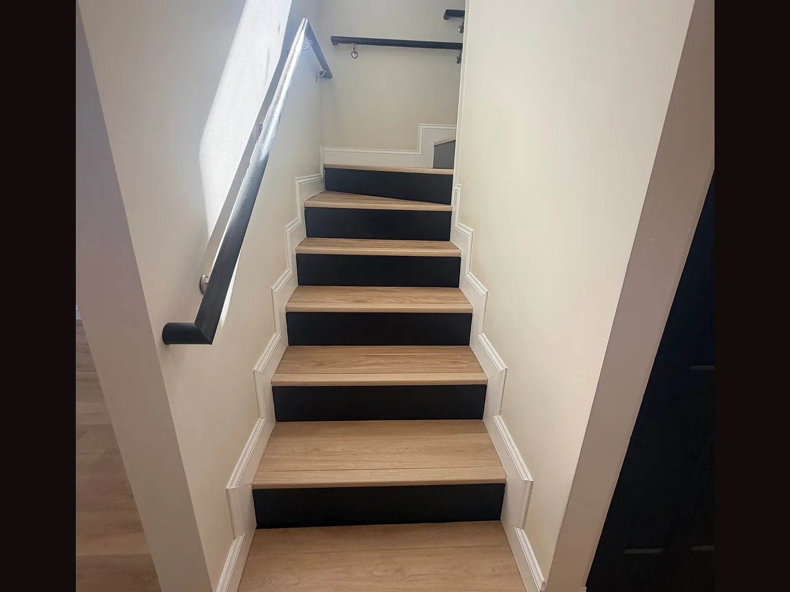 2 bed, 1.5 bath, 880 sqft, $2,250 — Photo 3
